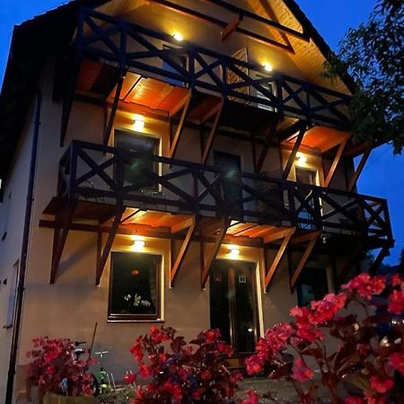 Sieraton Pokoje I Apartament Строне-Слёнске Экстерьер фото