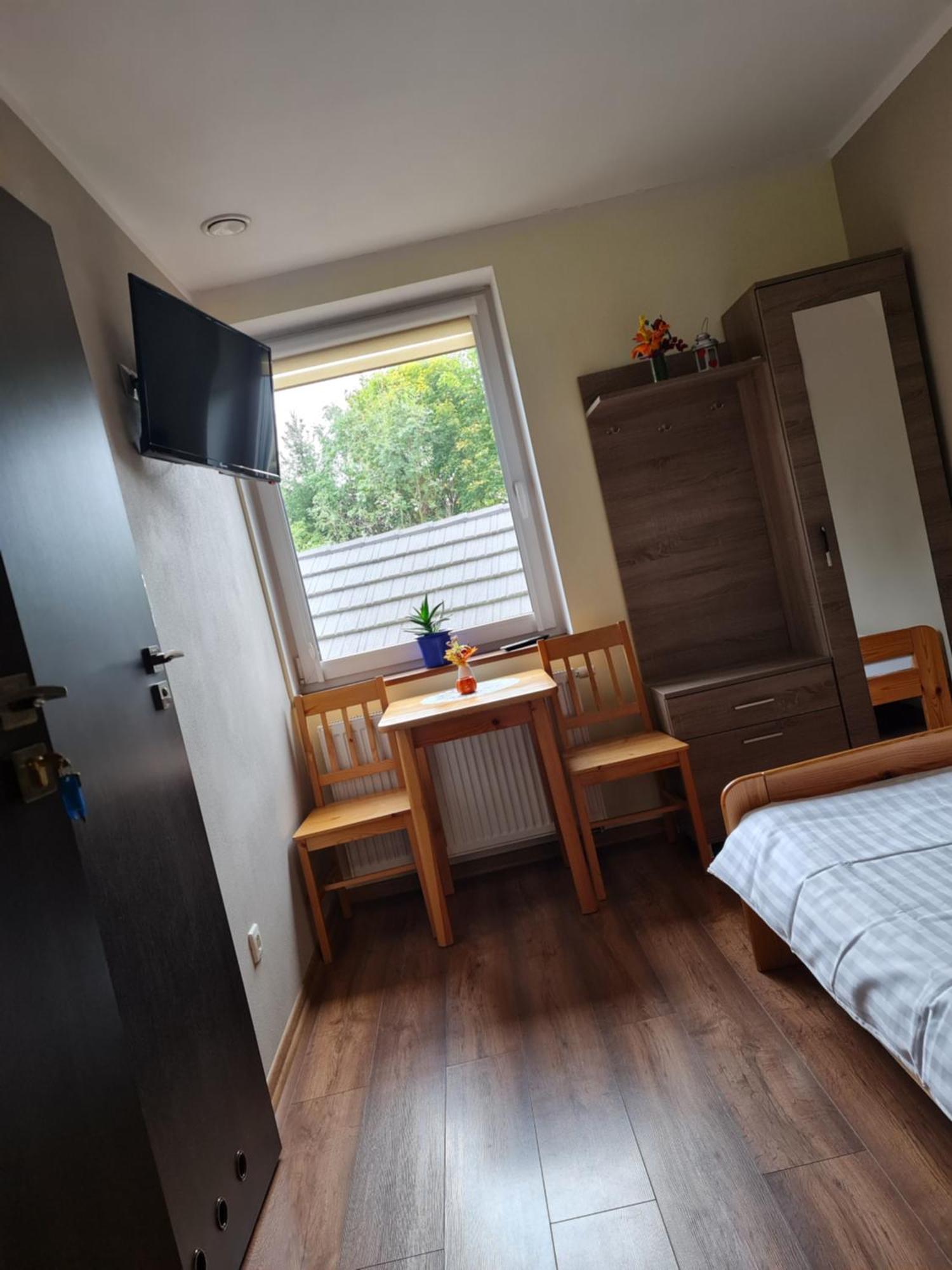 Sieraton Pokoje I Apartament Строне-Слёнске Экстерьер фото