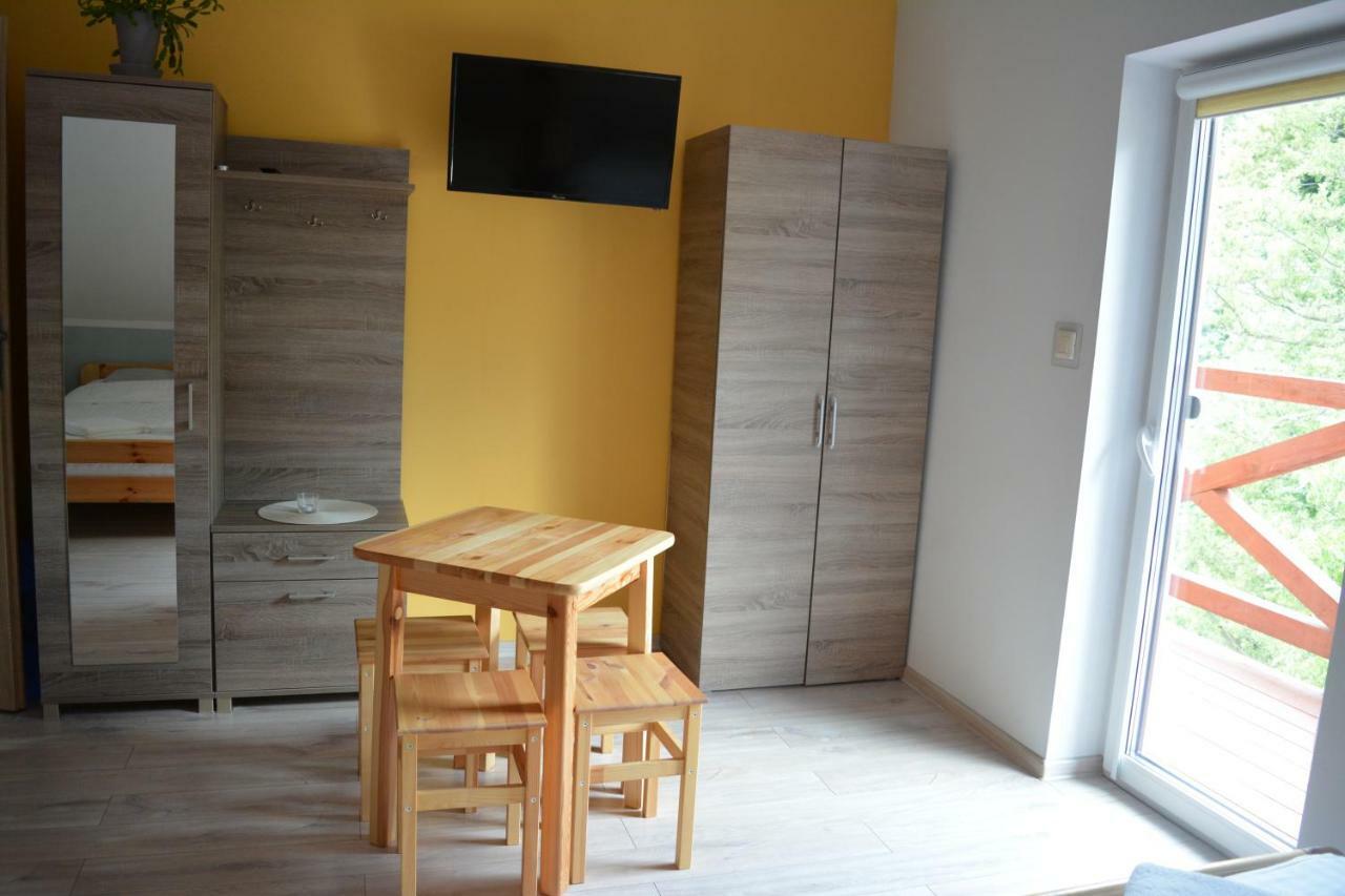 Sieraton Pokoje I Apartament Строне-Слёнске Экстерьер фото