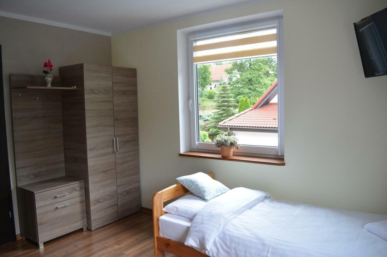 Sieraton Pokoje I Apartament Строне-Слёнске Экстерьер фото