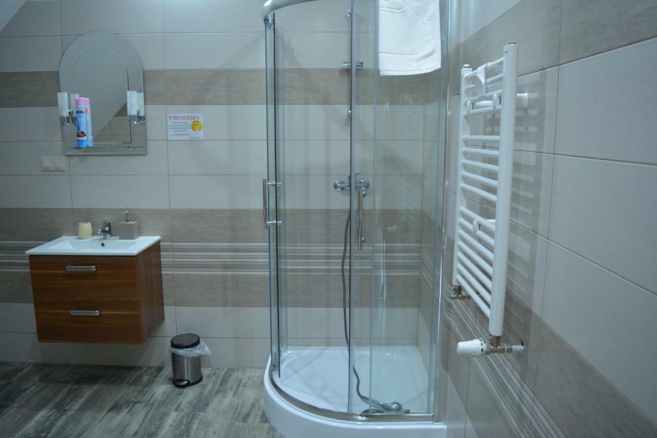 Sieraton Pokoje I Apartament Строне-Слёнске Экстерьер фото